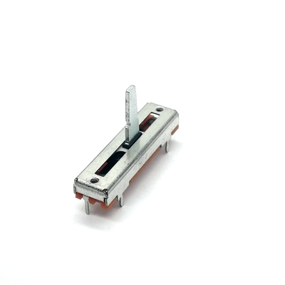 Lengte 35mm die het Enige Kanaal Fader van B10k Fader AC300V Bureau mengen