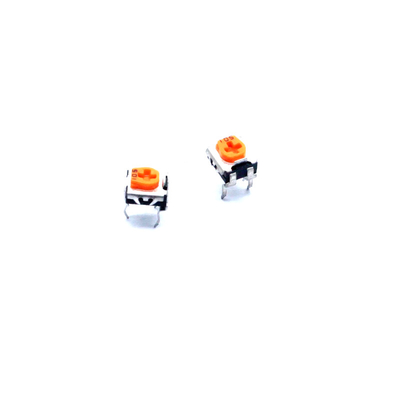 De oranje RM065-Potentiometer van de de Koolstoffilm van Ce van Snoeischaarpotentiometers